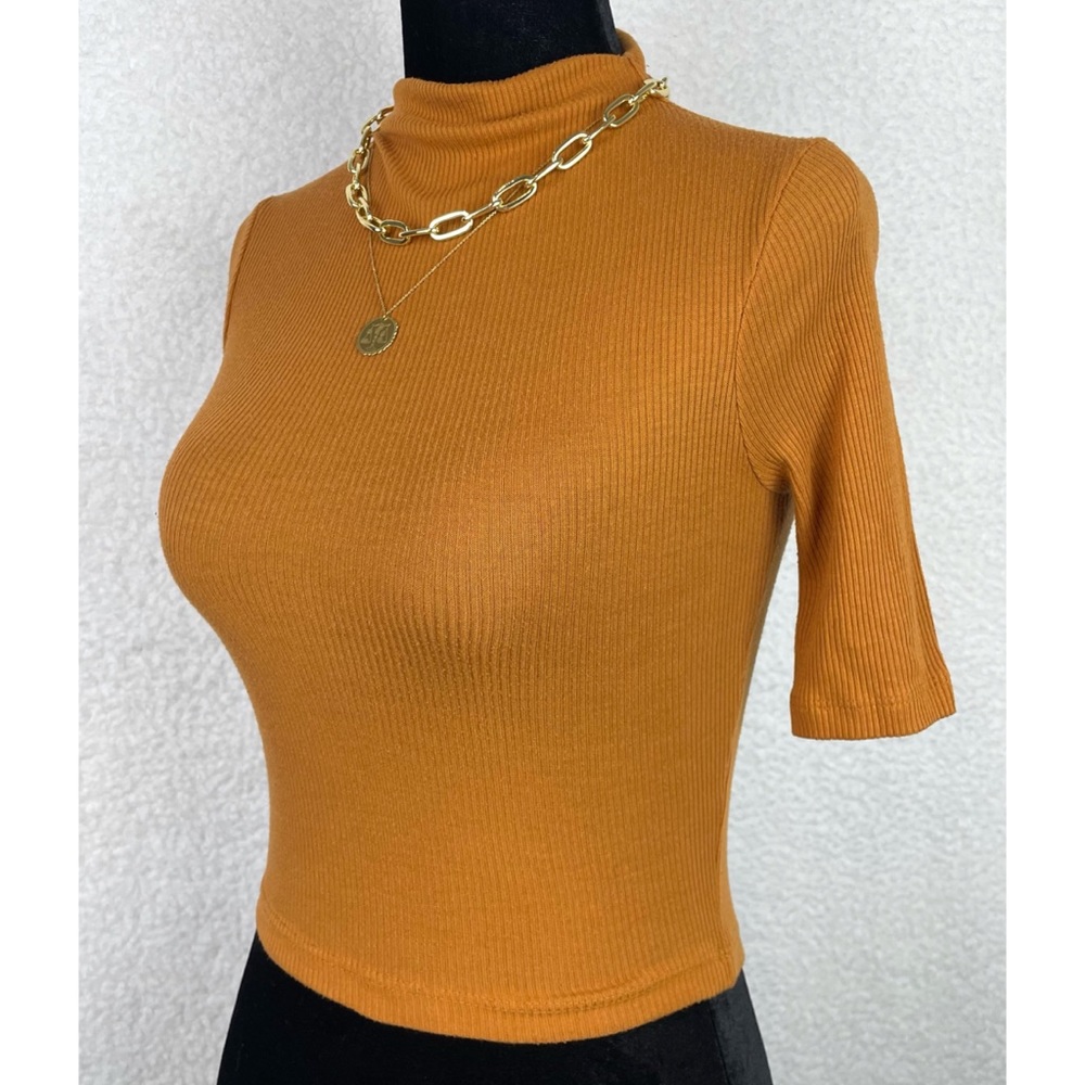 FOREVER 21 • Rust Orange Ribbed Mock-neck Crop Top, XS - Picture 10 of 10